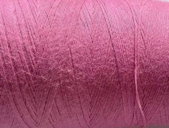 Venne BIO GOTS katoen Nm 34/1x2 gekamd 50 gram nr. 11-3013 pastelrood