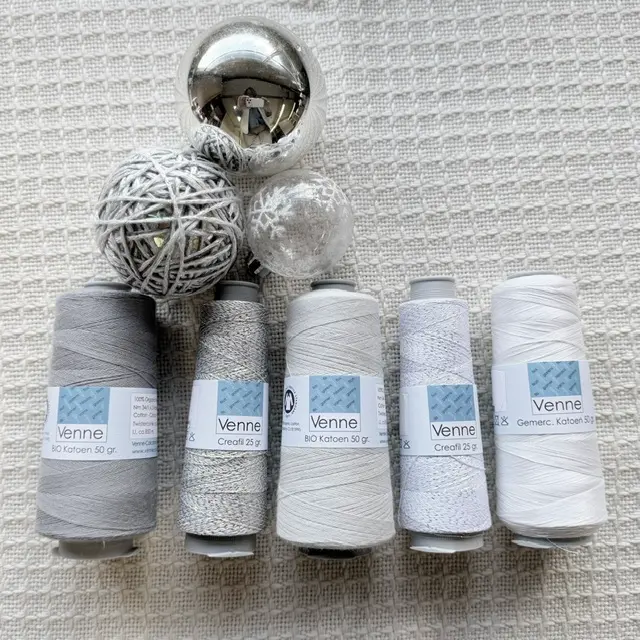SALE: Garne-Set Silver Snow