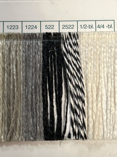 [B-352-522-1] Bockens 100% Leinen Nel 35/2 12.5 gr Spule - Farbe 522