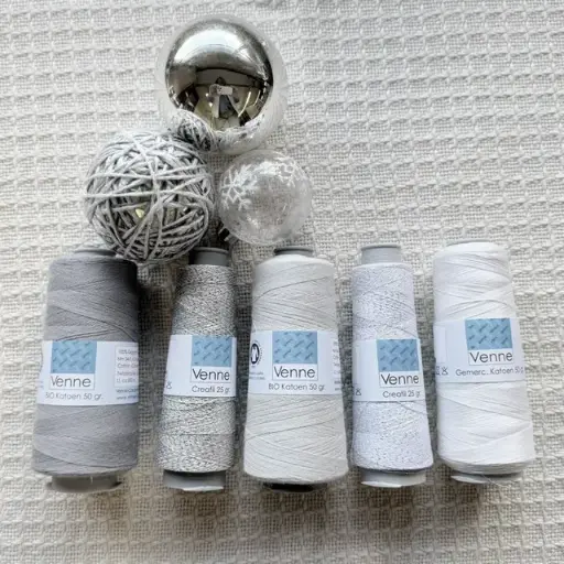 [V01-GP014] SALE: Garne-Set Silver Snow